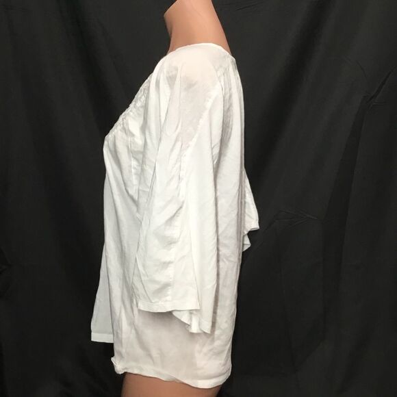 Caslon Embroidered Bib Top (A6) - Picture 5 of 6